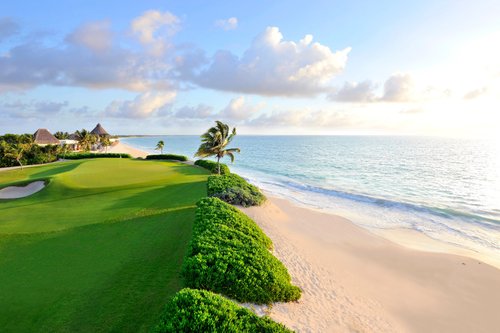 Exploring Golf Courses in Playa Del Carmen